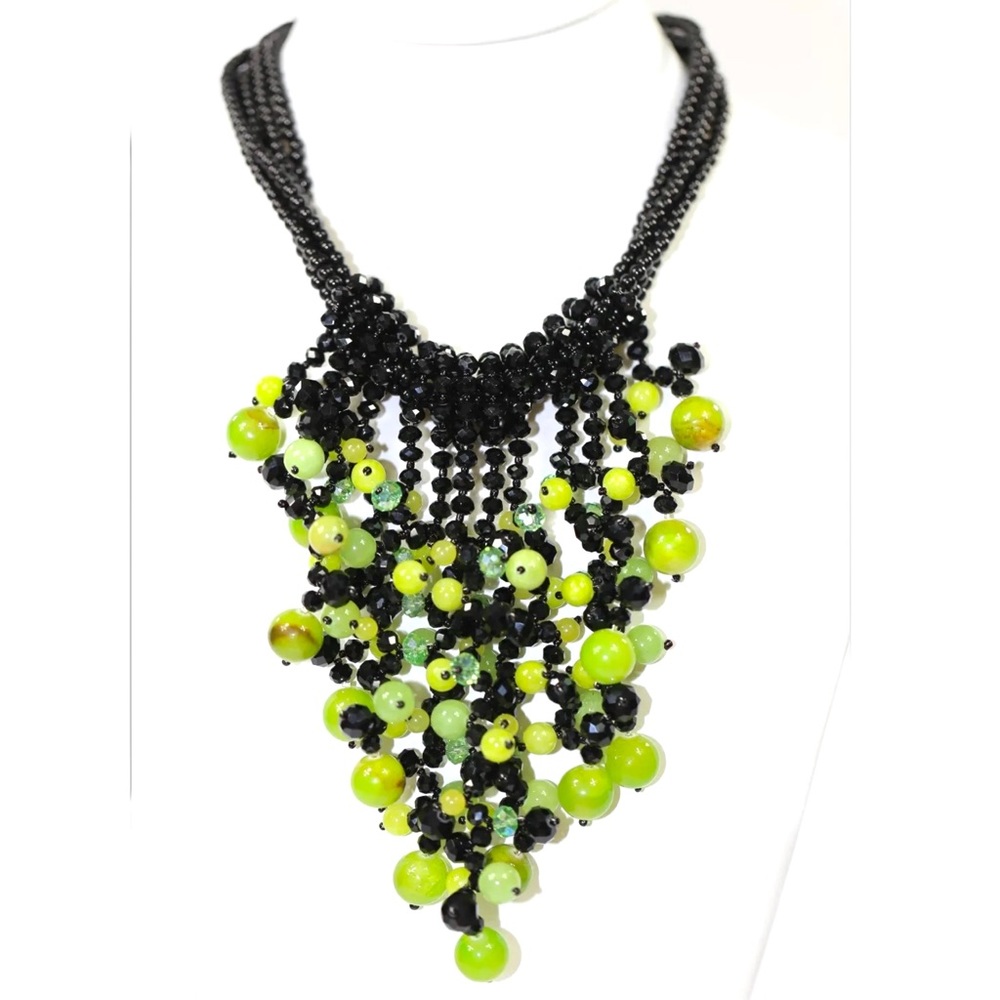 Handmade Kim Lou e Green Cluster Necklace - Picture 11 of 13